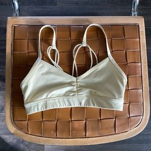 Alo yoga sports bra XS